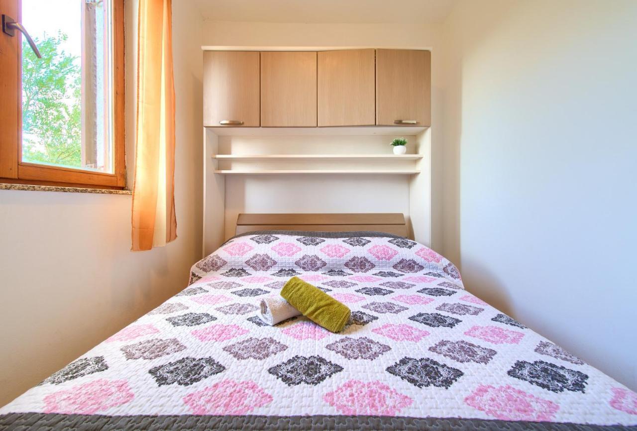 Rasopasno Apartment With Terrace And Private Parking Exterior photo